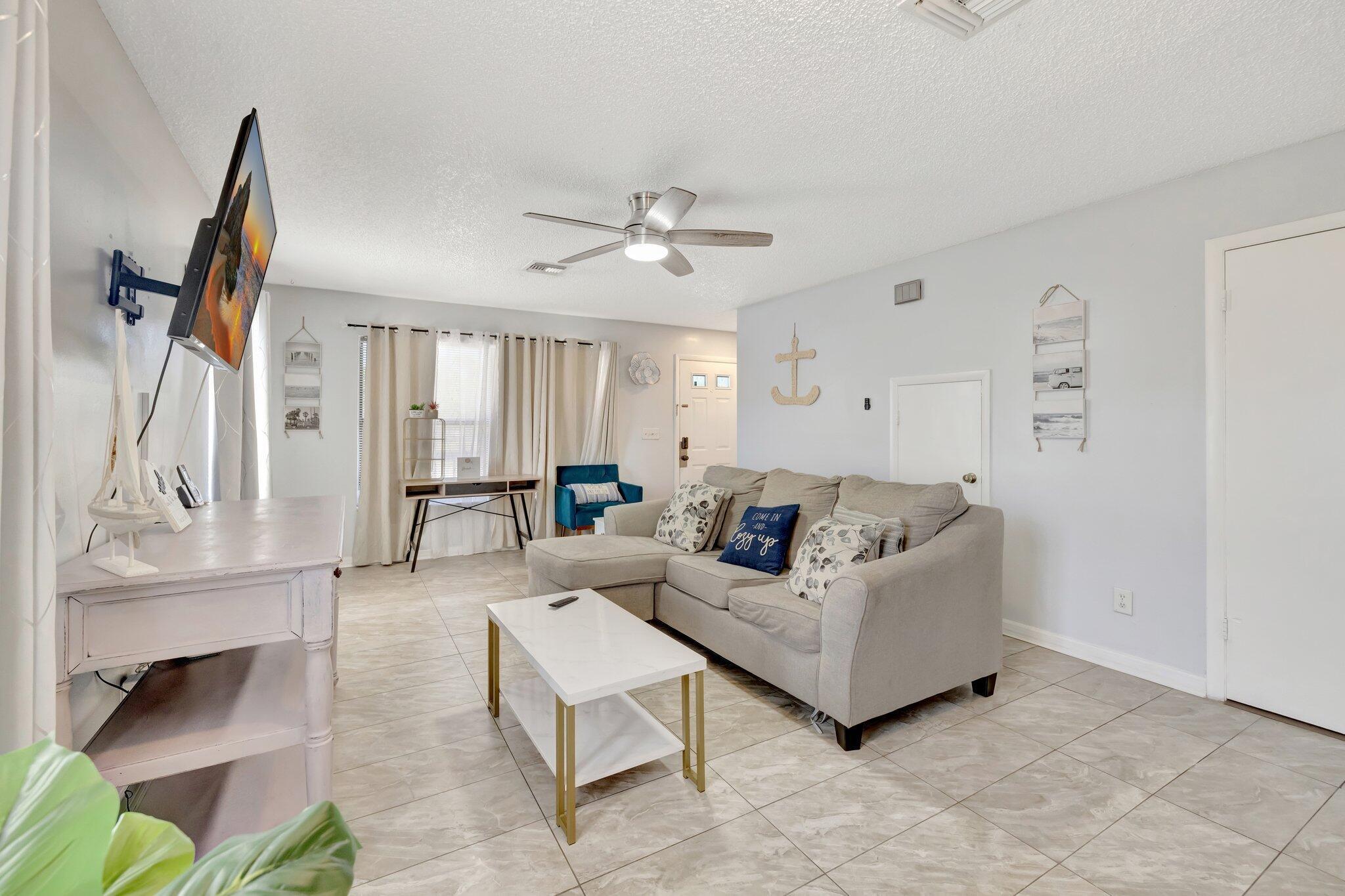 SURFSIDE UNIT 1 SUBDIVISI - Residential Lease