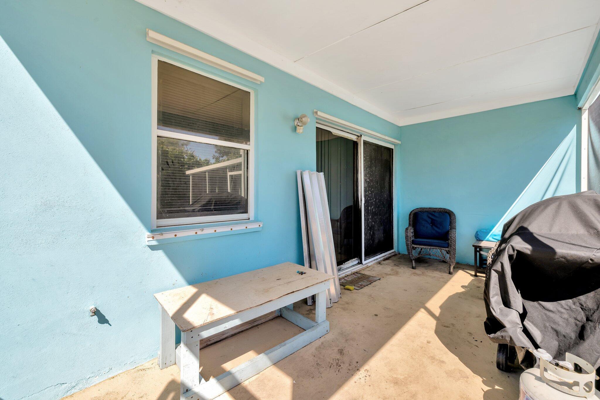 SURFSIDE UNIT 1 SUBDIVISI - Residential Lease