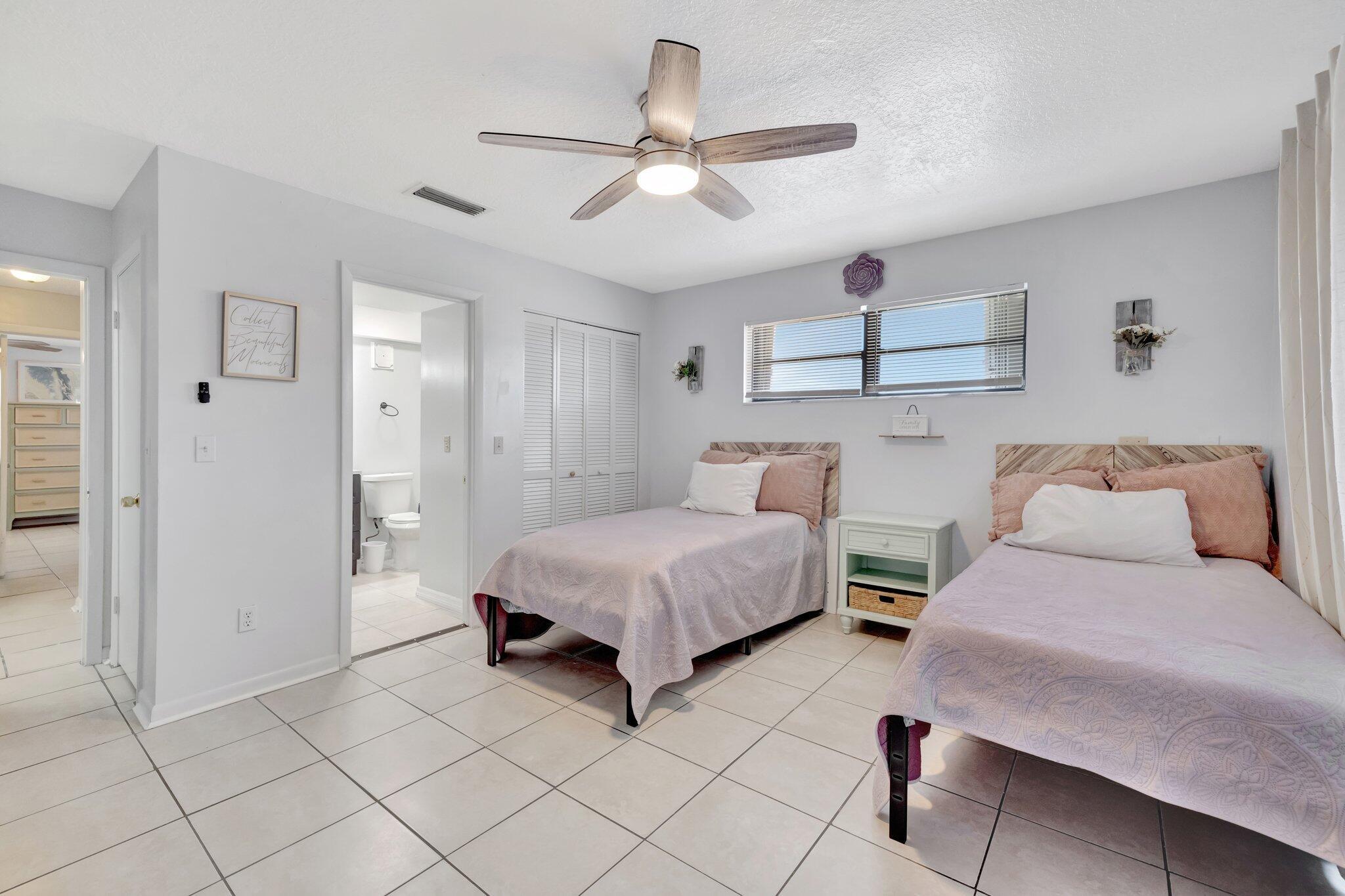 SURFSIDE UNIT 1 SUBDIVISI - Residential Lease