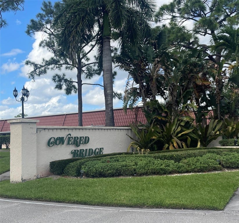 Photo of 559 Covered Bridge Boulevard, Lake Worth, FL 33467 (MLS # F10513751)