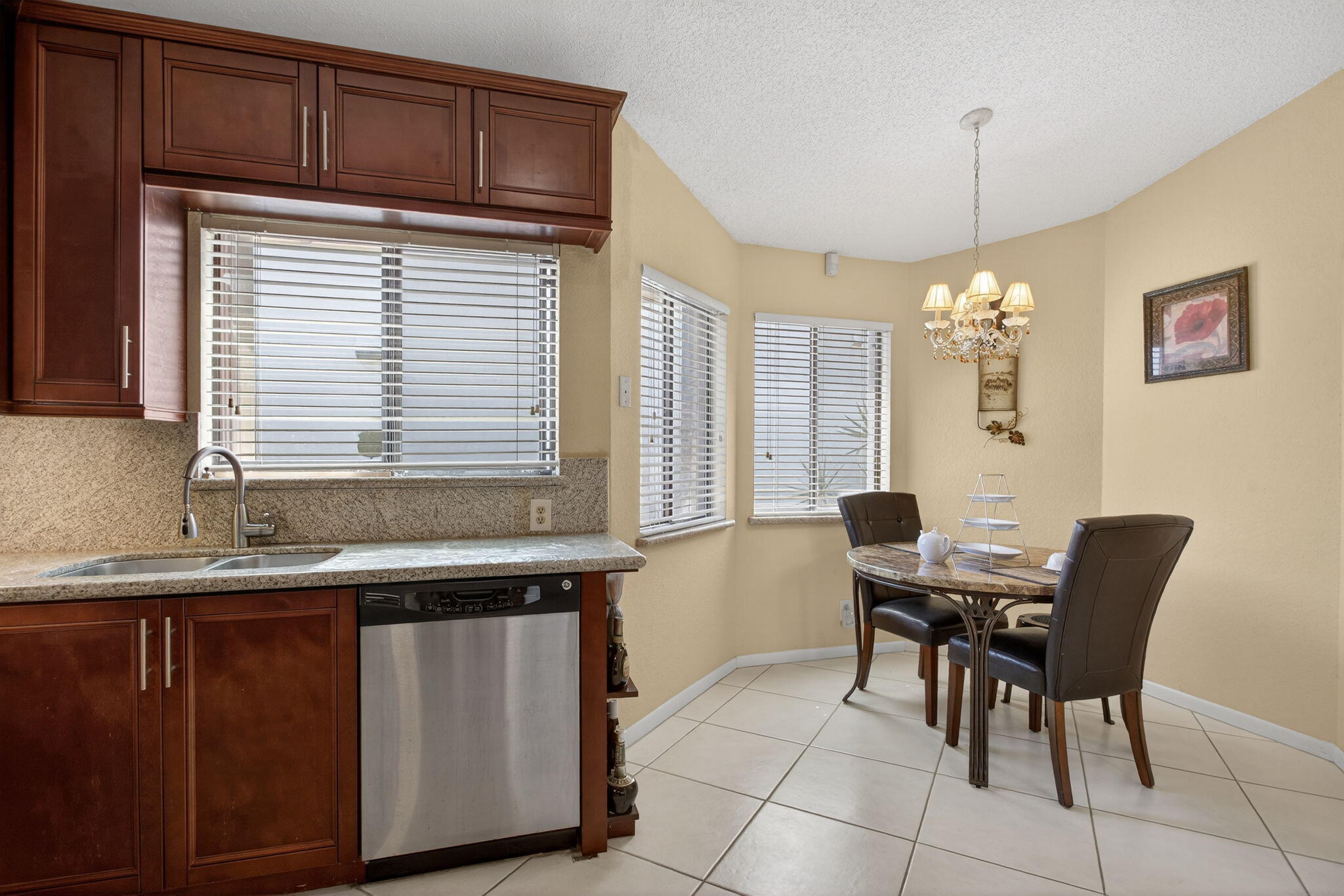 LAKEVIEW HOMES AT CENTURA PARC - Residential