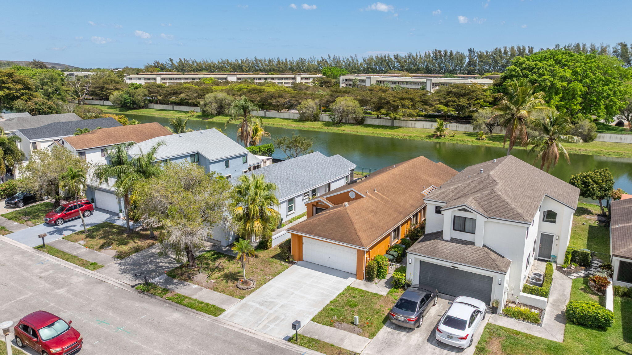 LAKEVIEW HOMES AT CENTURA PARC - Residential