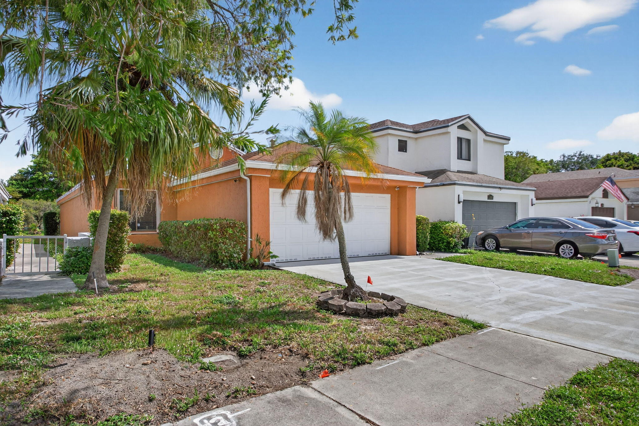 LAKEVIEW HOMES AT CENTURA PARC - Residential