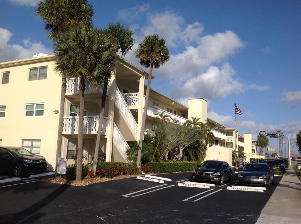 SOUTHBRIDGE CONDO - Residential