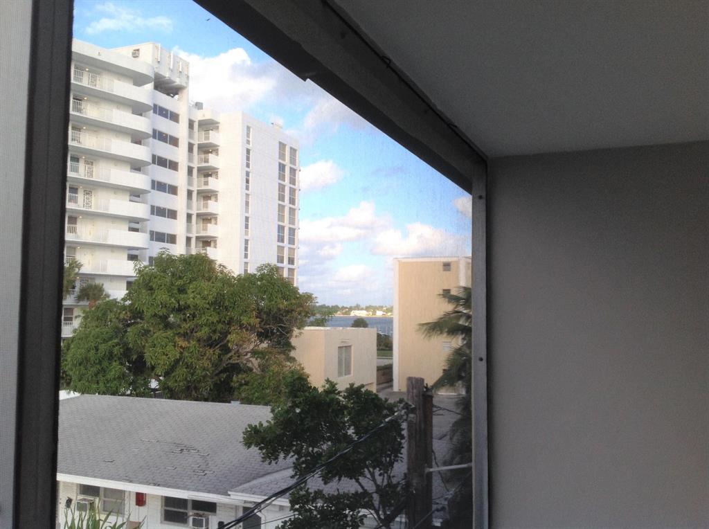 SOUTHBRIDGE CONDO - Residential