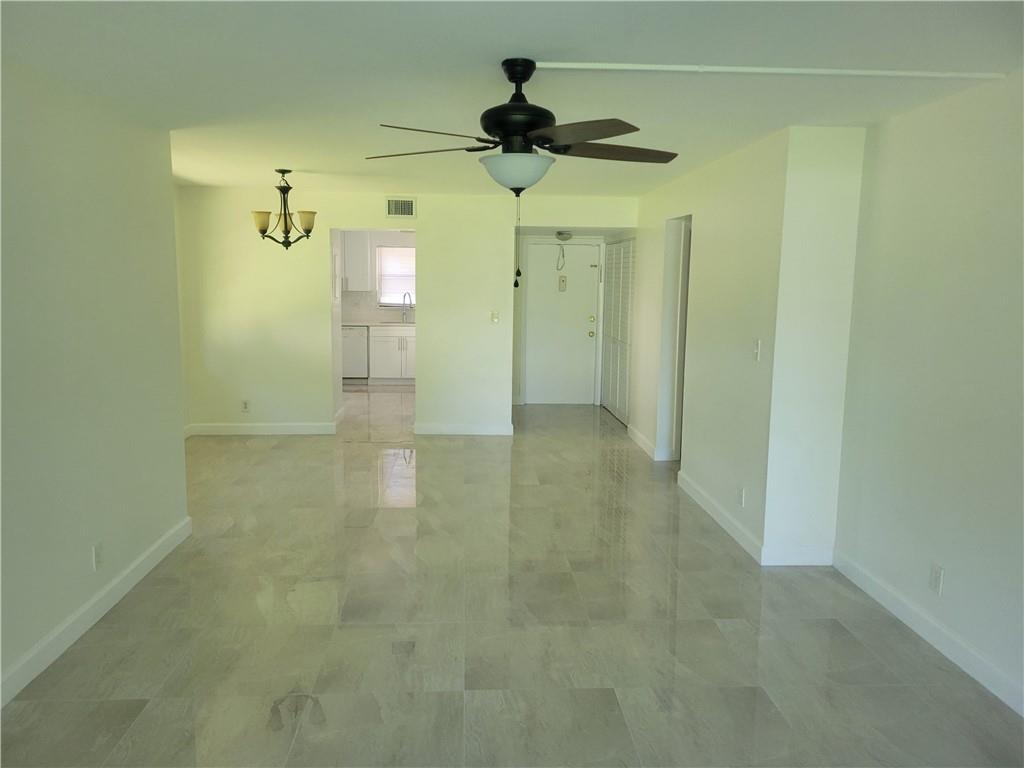 Beautiful and spacious Corner unit condo 2 bedrooms 2 bathrooms, Completely renovated, New Kitchen cabinets, quartz counter tops, bathrooms entirely refurbished with new vanities, ceramic floor in living/ dining room as well as foyer and Kitchen, wood laminate floor in bedrooms, facing the garden, located in a very quiet community, Buildings went thru recent renovations, roofs, paint and gardens. Waking distance to all shopping stores, easy access to all major highways. ready to move in.