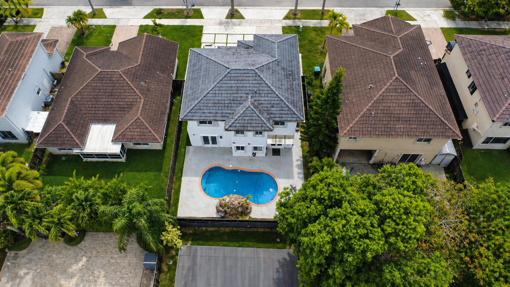 MILON VENTURE - Residential