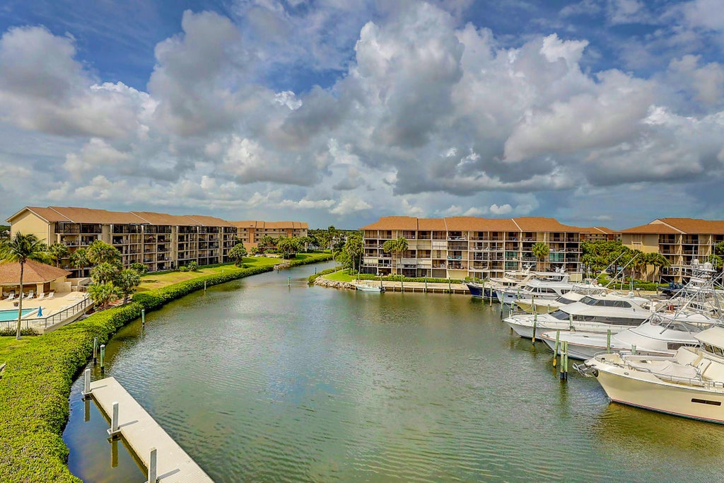 Photo of 1301 Seafarer Circle #505, Jupiter, FL 33477 (MLS # R10787567)