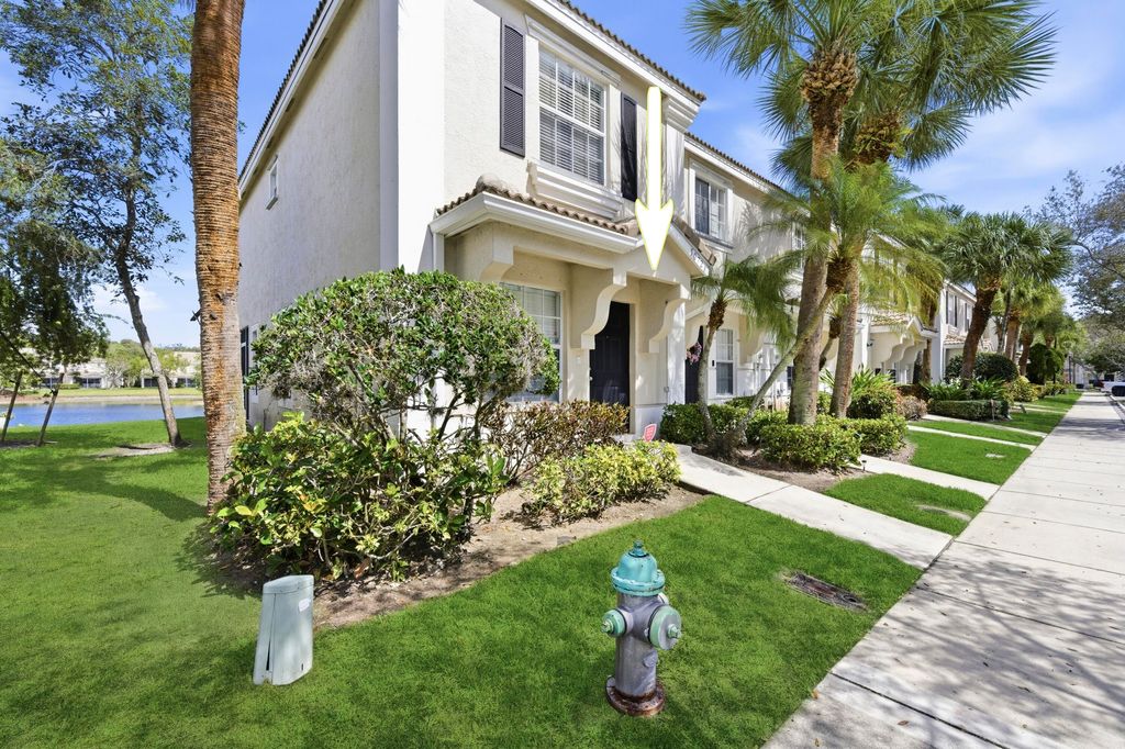 Photo of 5072 Palmbrooke Circle, West Palm Beach, FL 33417 (MLS # B26003150)