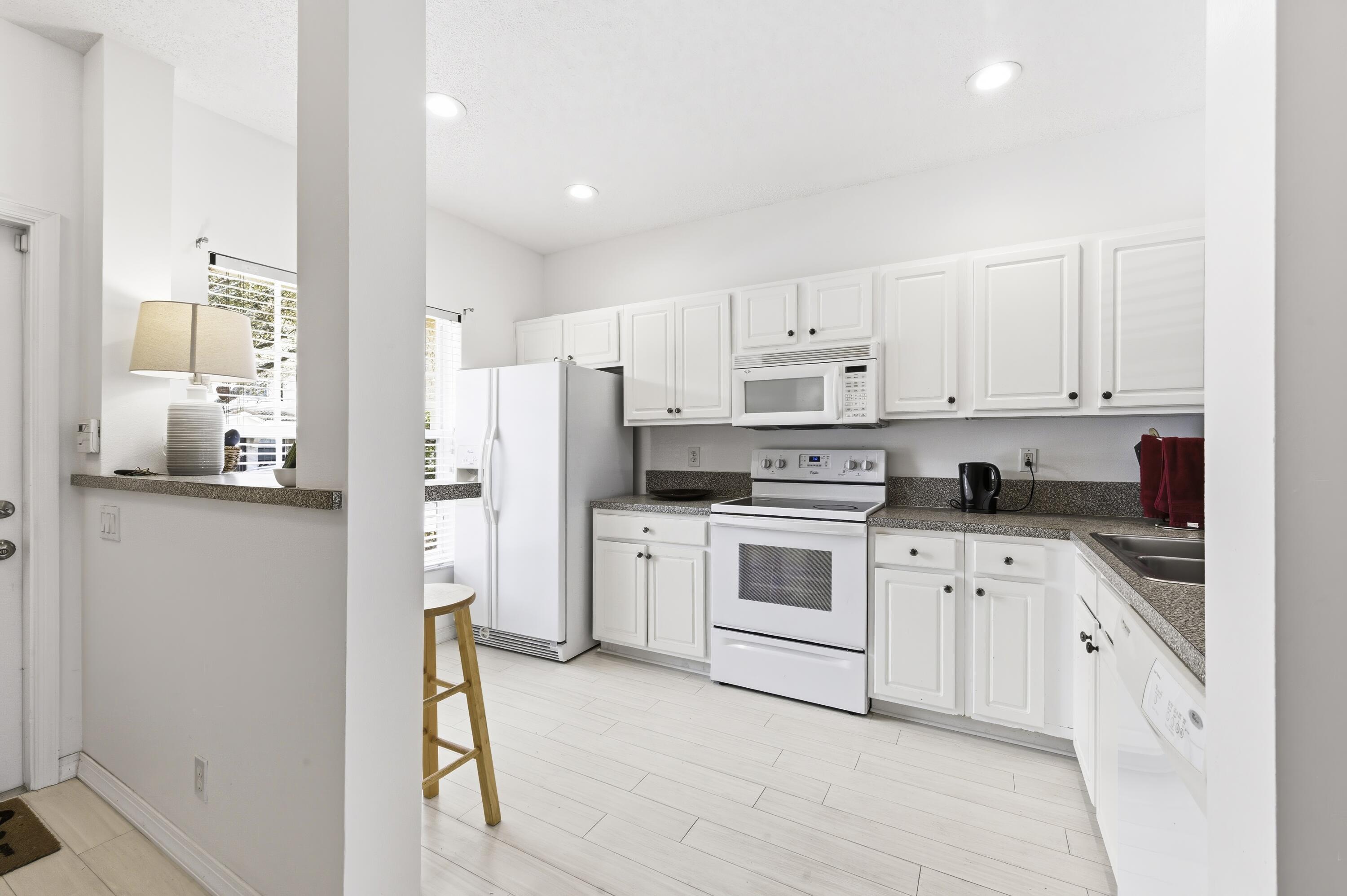 PALMBROOKE TOWNHOMES - Residential