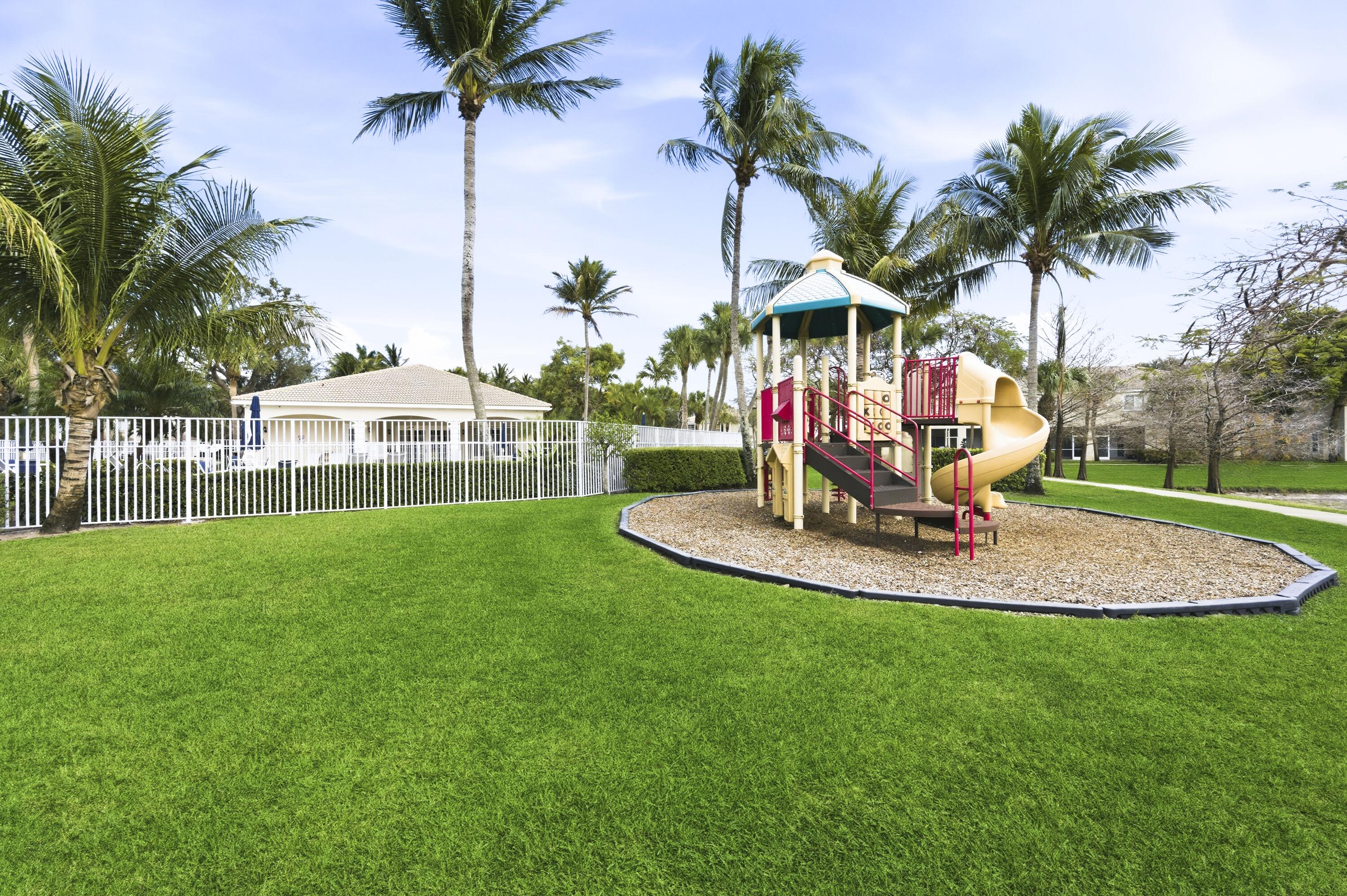 PALMBROOKE TOWNHOMES - Residential