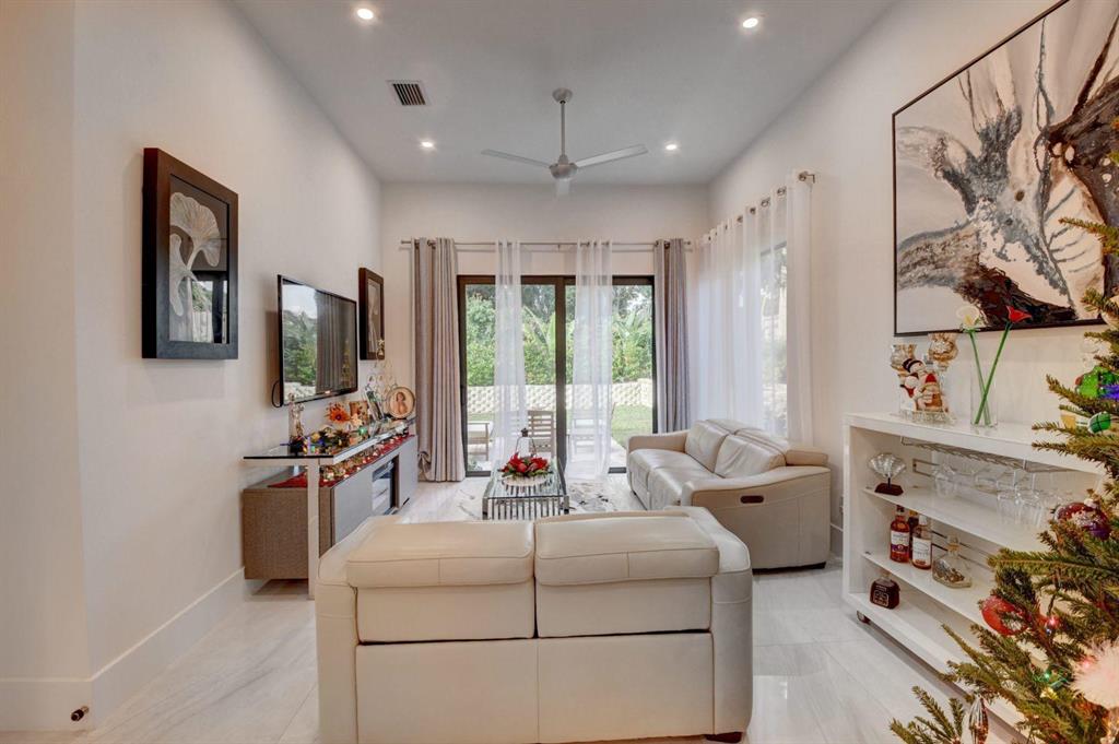 OCEANVIEW TOWNHOMES - Residential