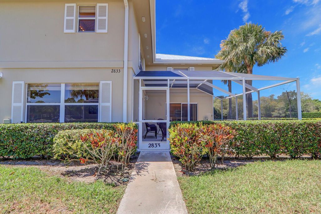 Photo of 2833 SW Lakemont Place, Palm City, FL 34990 (MLS # R10978267)