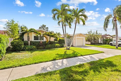 1316 Arthur St, Hollywood, FL 33019 - MLS#: F10487166
