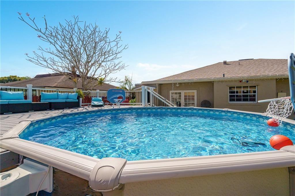 The Country Sec 1 81-5 B - Residential