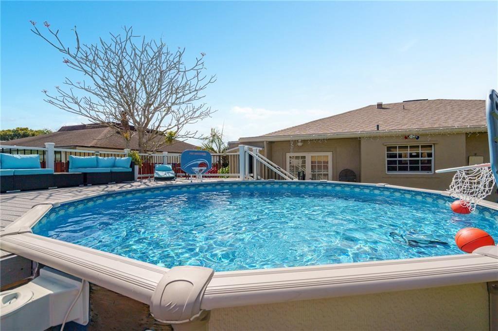 The Country Sec 1 81-5 B - Residential