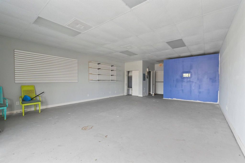 Photo of 850 S 21st Street #H, Fort Pierce, FL (MLS # R11006608)