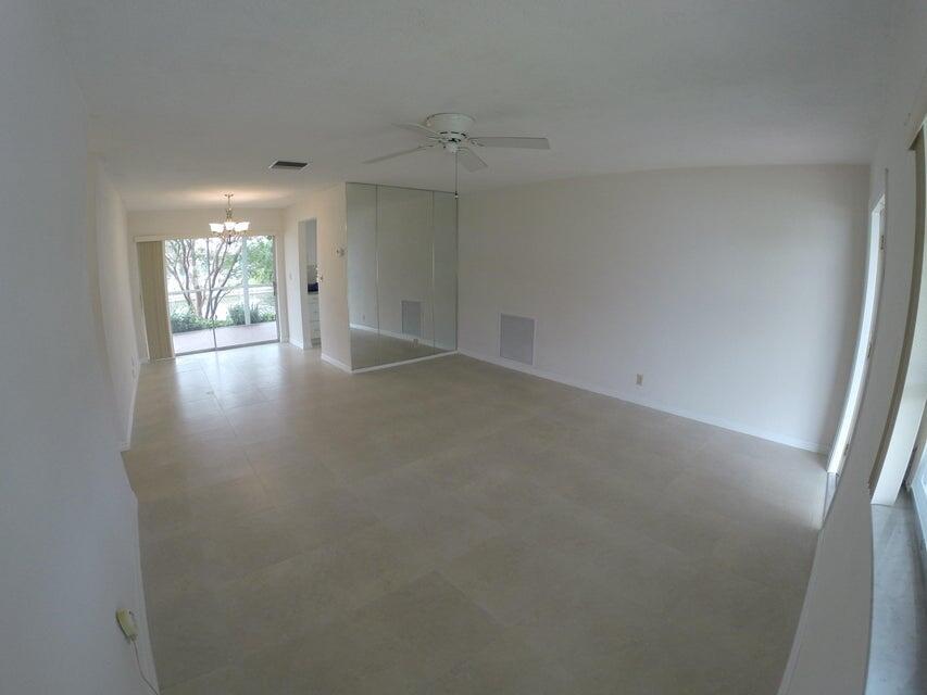 MAINLANDS OF TAMARAC LAKE - Residential Lease