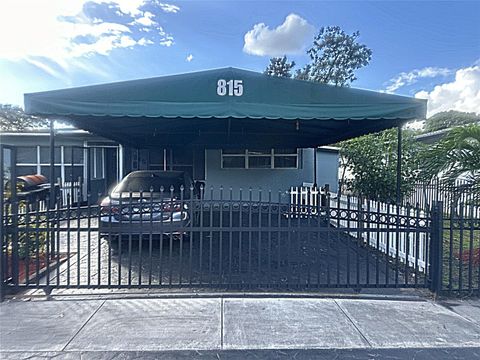 815 S 26th Court Hollywood FL 33020
