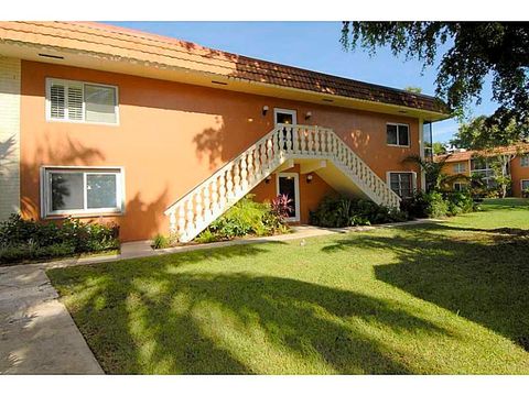 A home in Wilton Manors