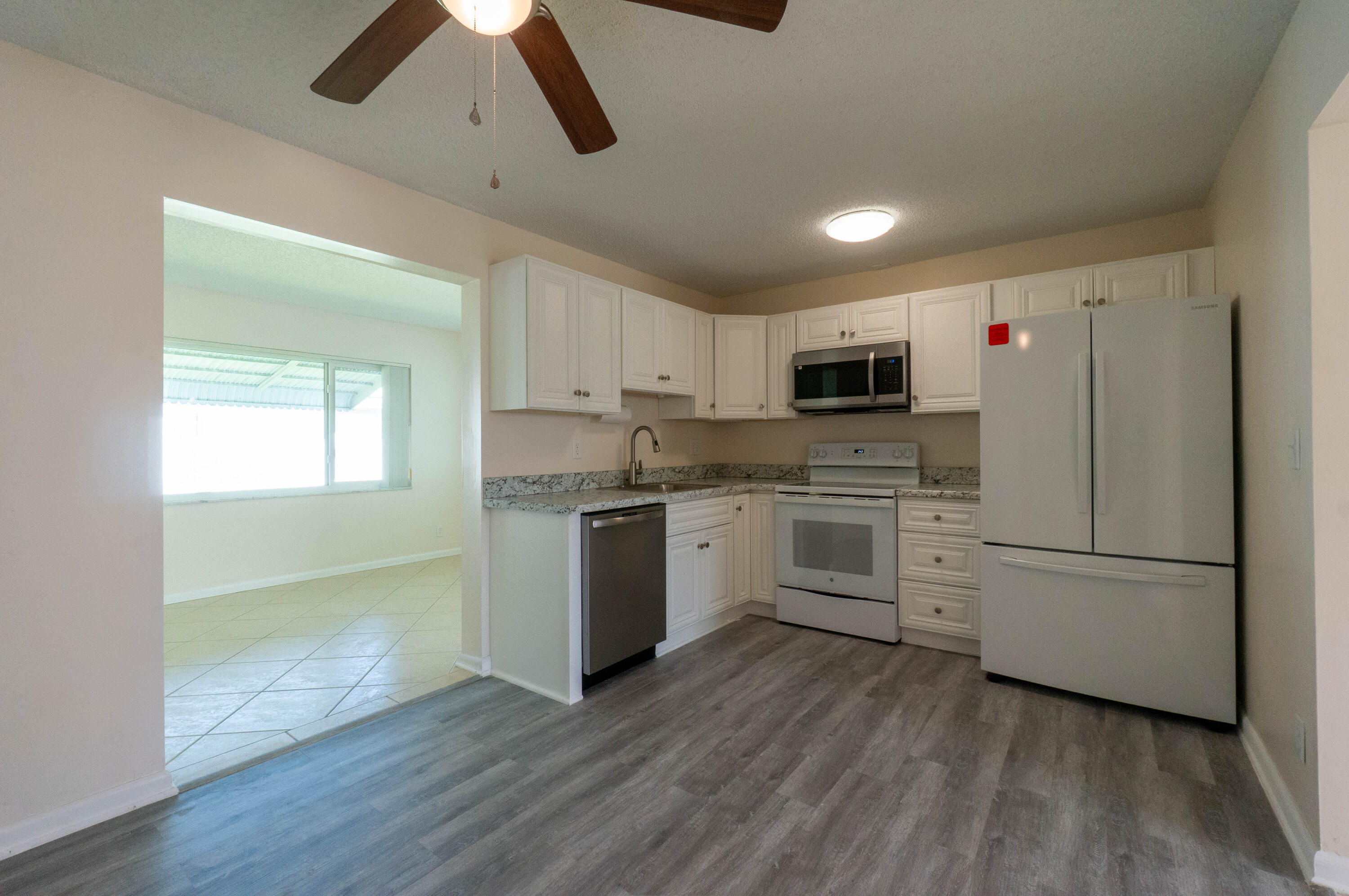 PALM BEACH LEISUREVILLE SEC 7 - Residential