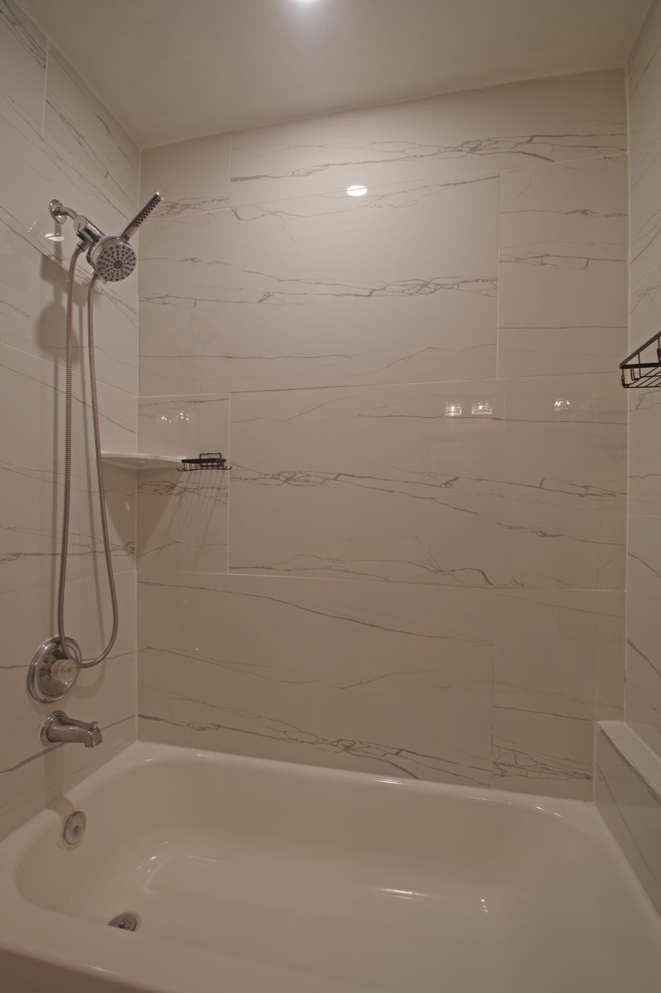 PEMBROKE FALLS PHASE 3 - Residential Lease