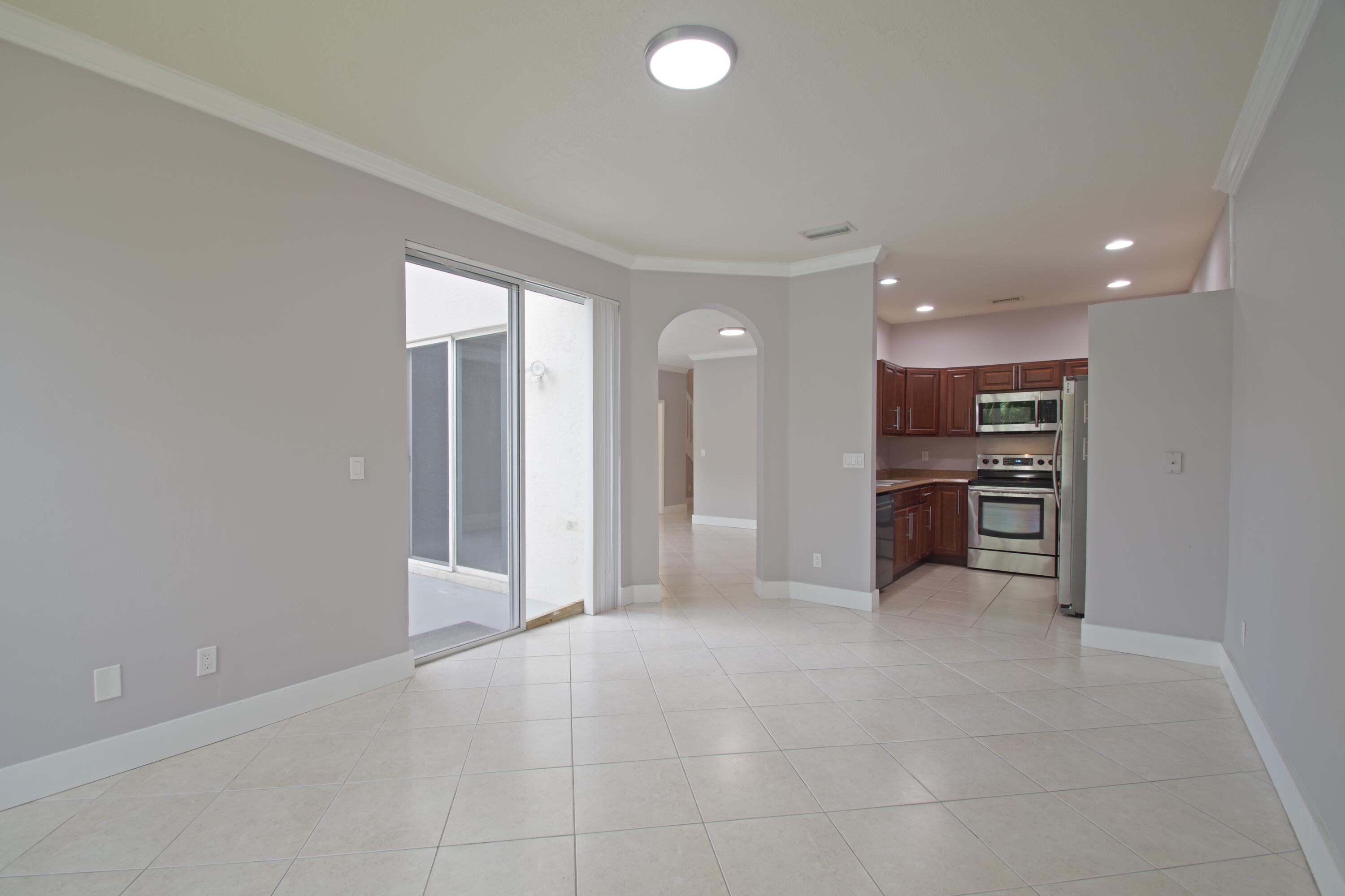 PEMBROKE FALLS PHASE 3 - Residential Lease