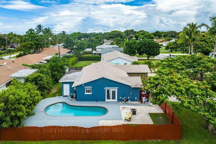 Tropic Palms - Residential