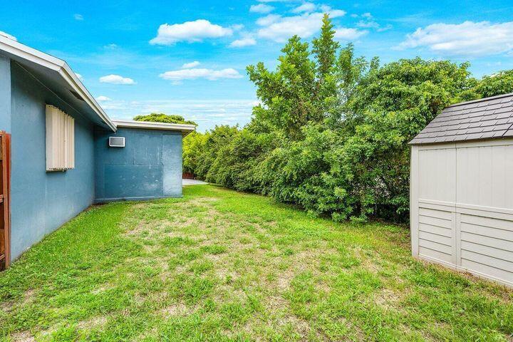 Tropic Palms - Residential