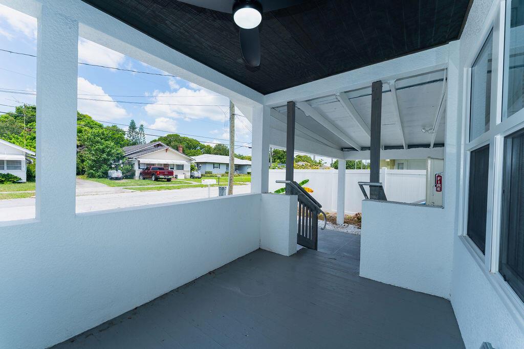 Step into this fully renovated 1-bedroom, 1-bathroom unit, offering comfort and modern style. The unit features a bright living room, a separate dining area, and a beautifully updated kitchen with sleek granite countertop and stainless steel appliances.. The bathroom has also been upgraded with quartz finishes for a clean, contemporary look. A nice front porch and additional side entrance for convenience when you exit your vehicle. Functional fire place.Located just minutes from the Intracoastal Waterway, downtown Fort Pierce, shopping, and dining, this home offers convenience and strong curb appeal.Perfect for anyone seeking a stylish, low-maintenance home in a prime Fort Pierce location. New AC will save on electricity costs.
