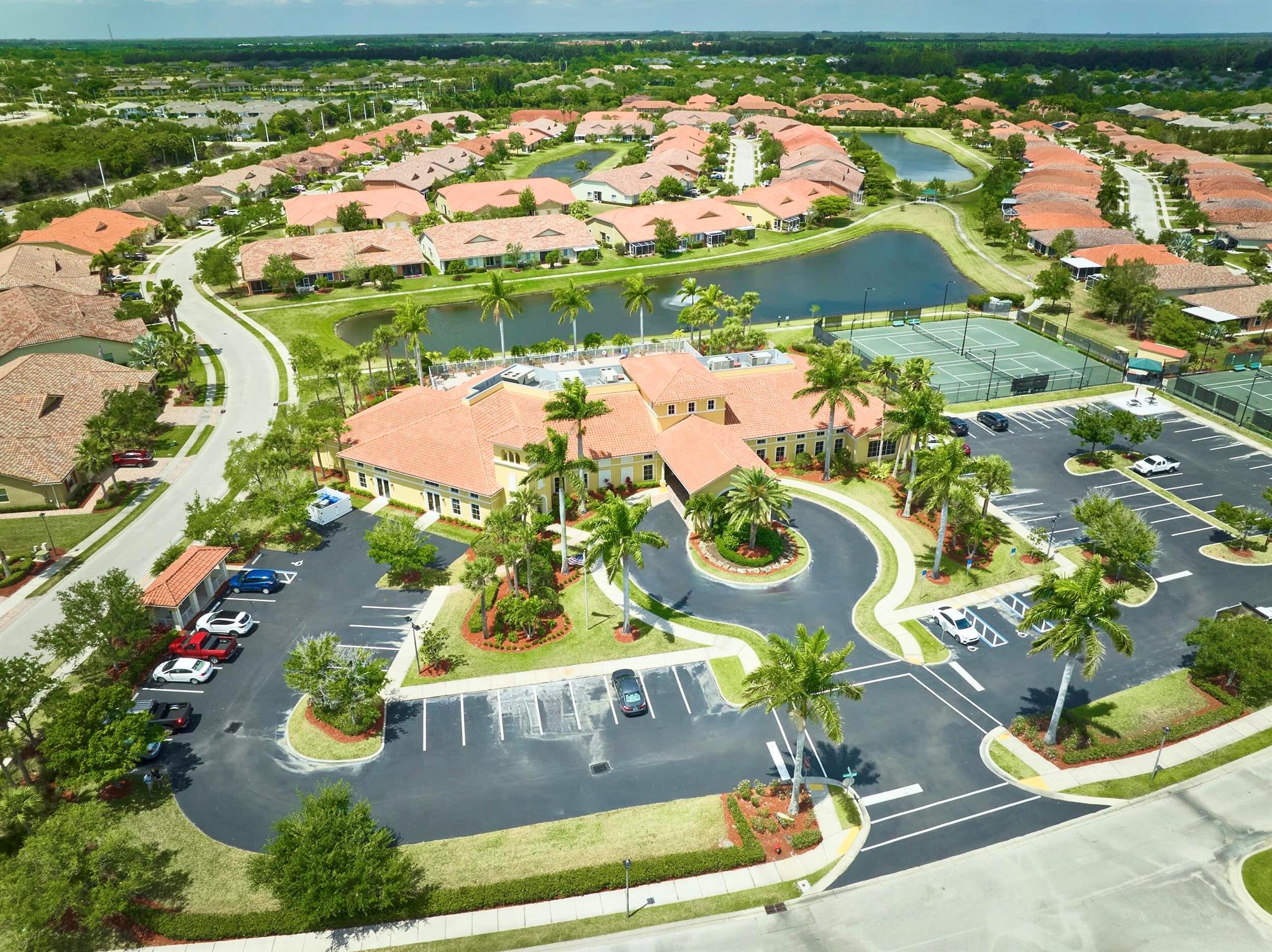 WOODFIELD - Residential