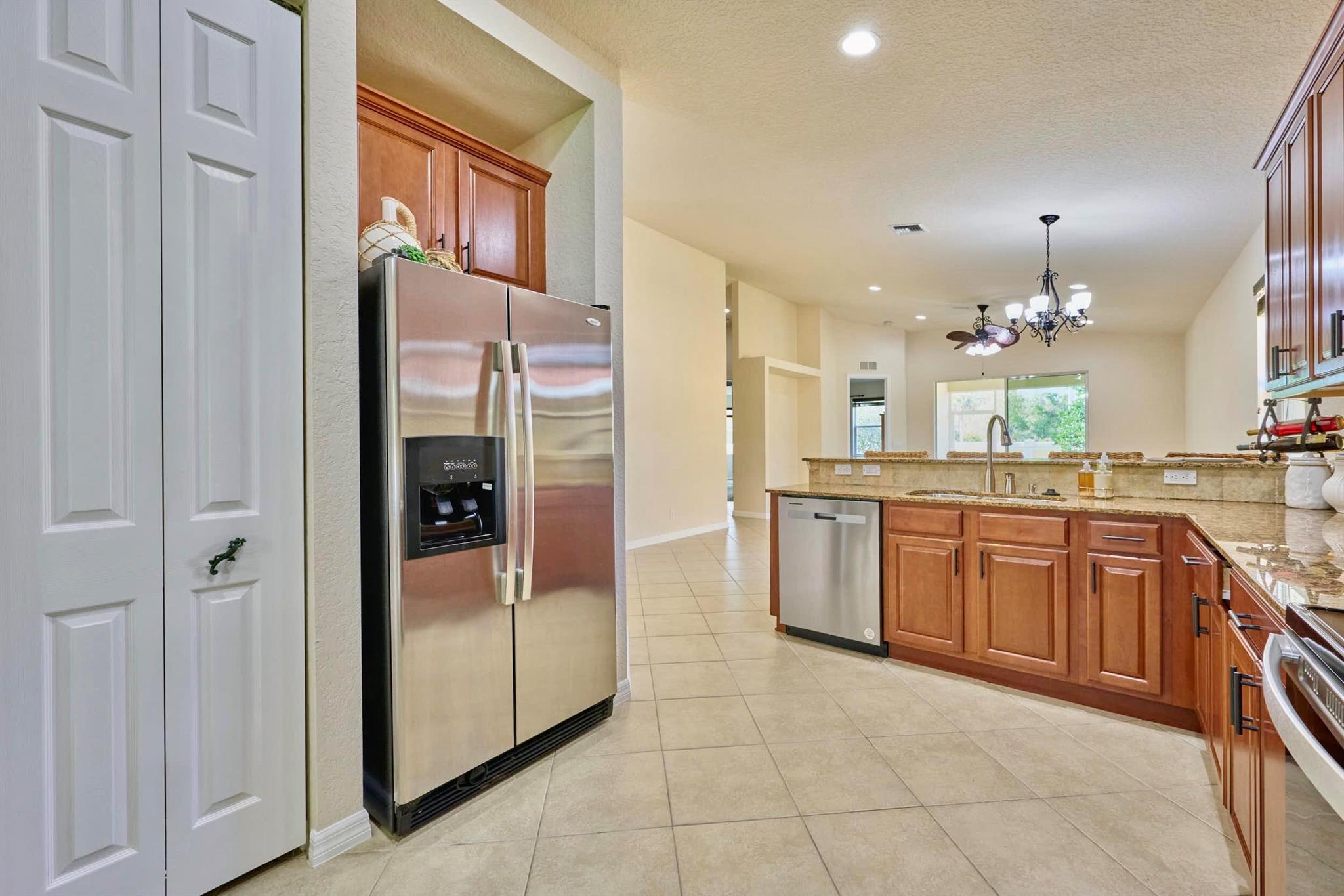 WOODFIELD - Residential