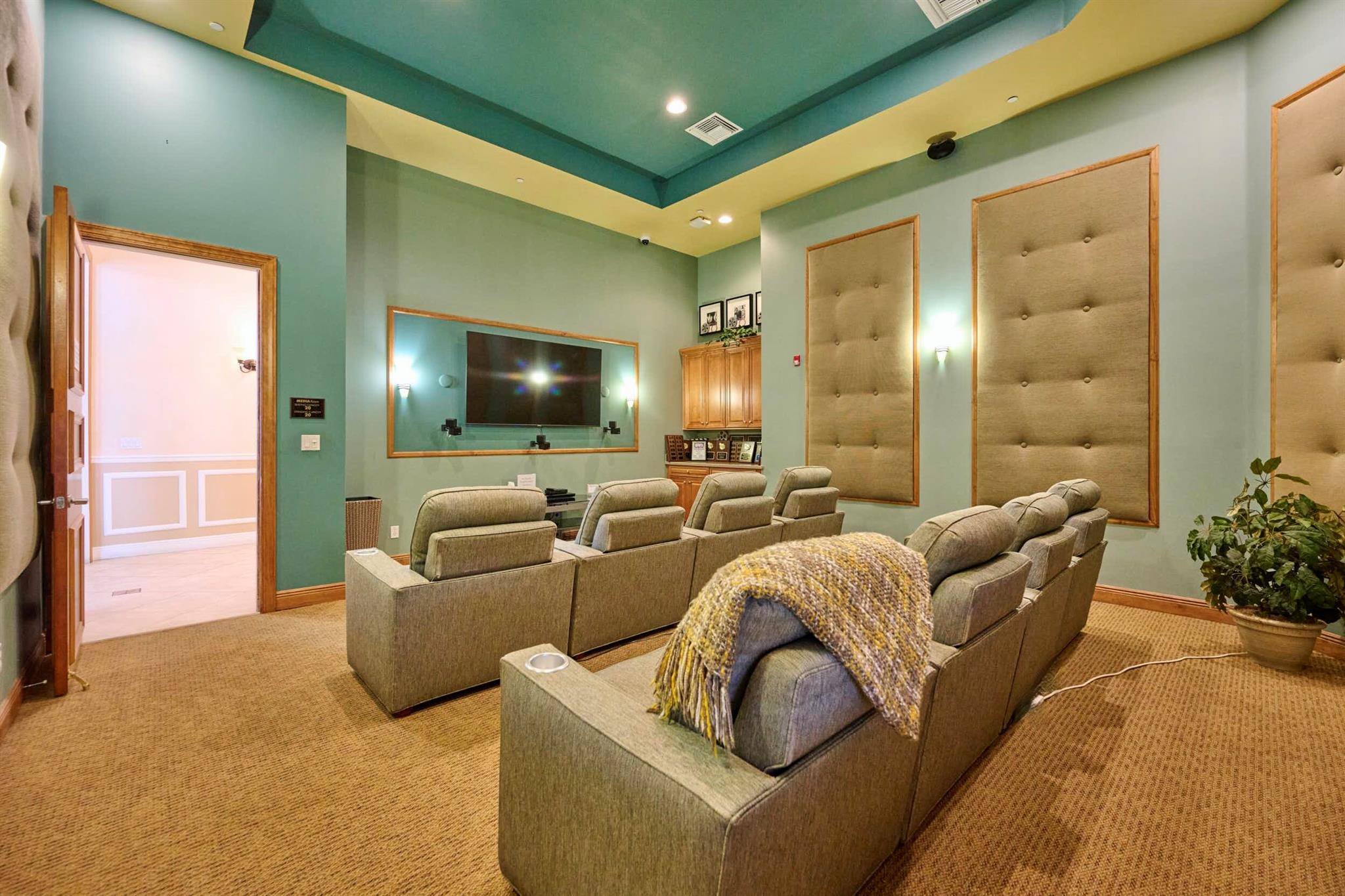 WOODFIELD - Residential