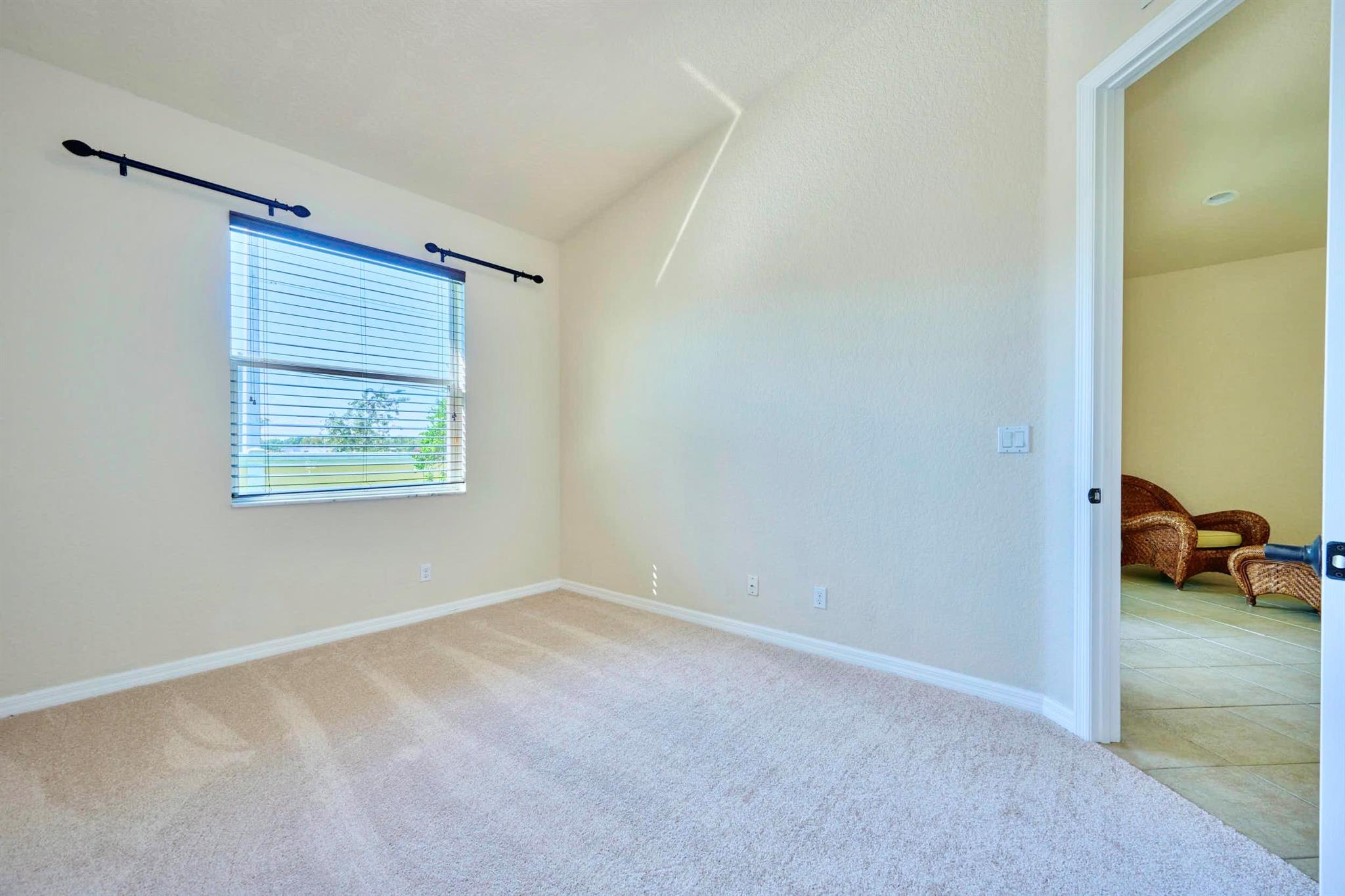 WOODFIELD - Residential