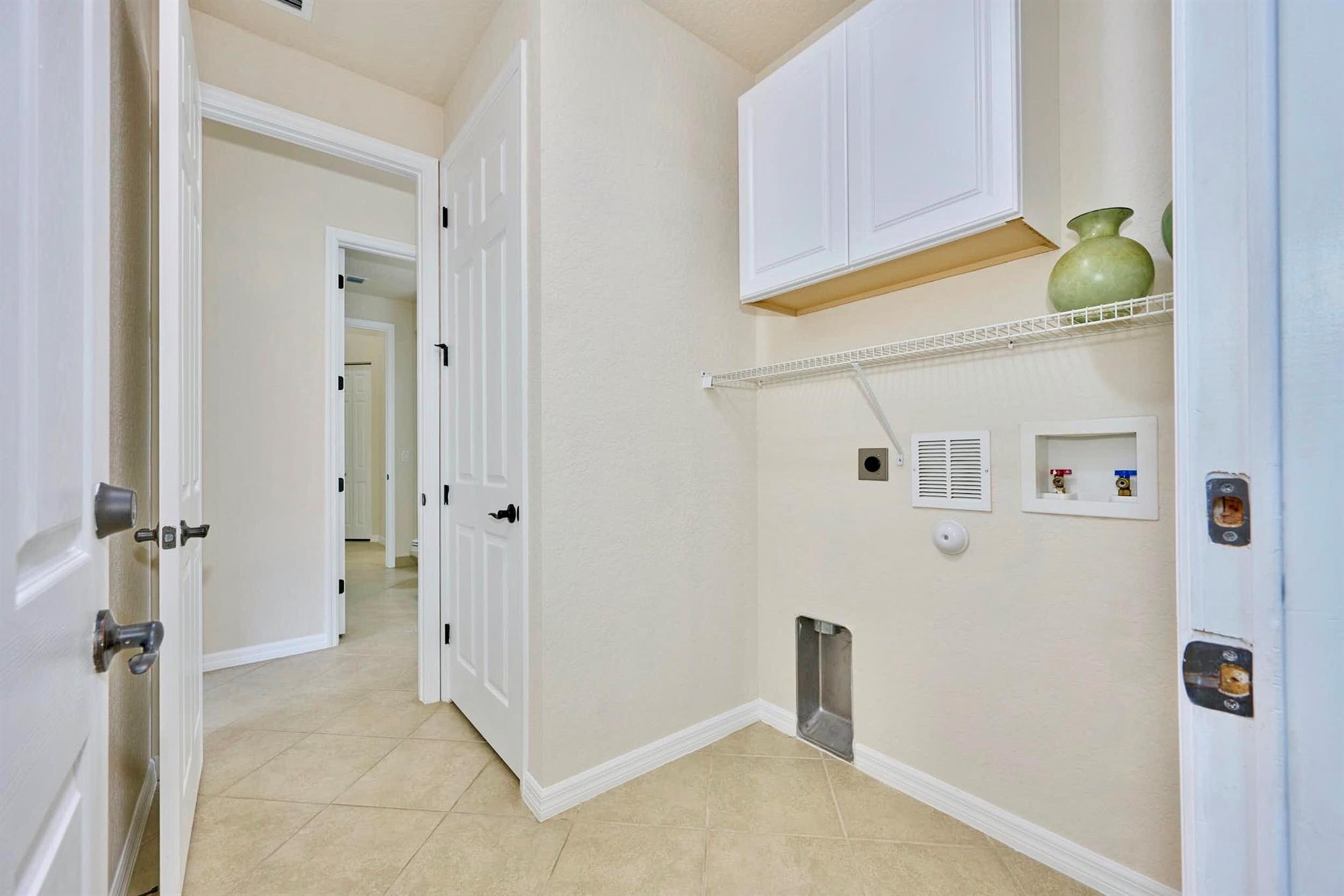WOODFIELD - Residential