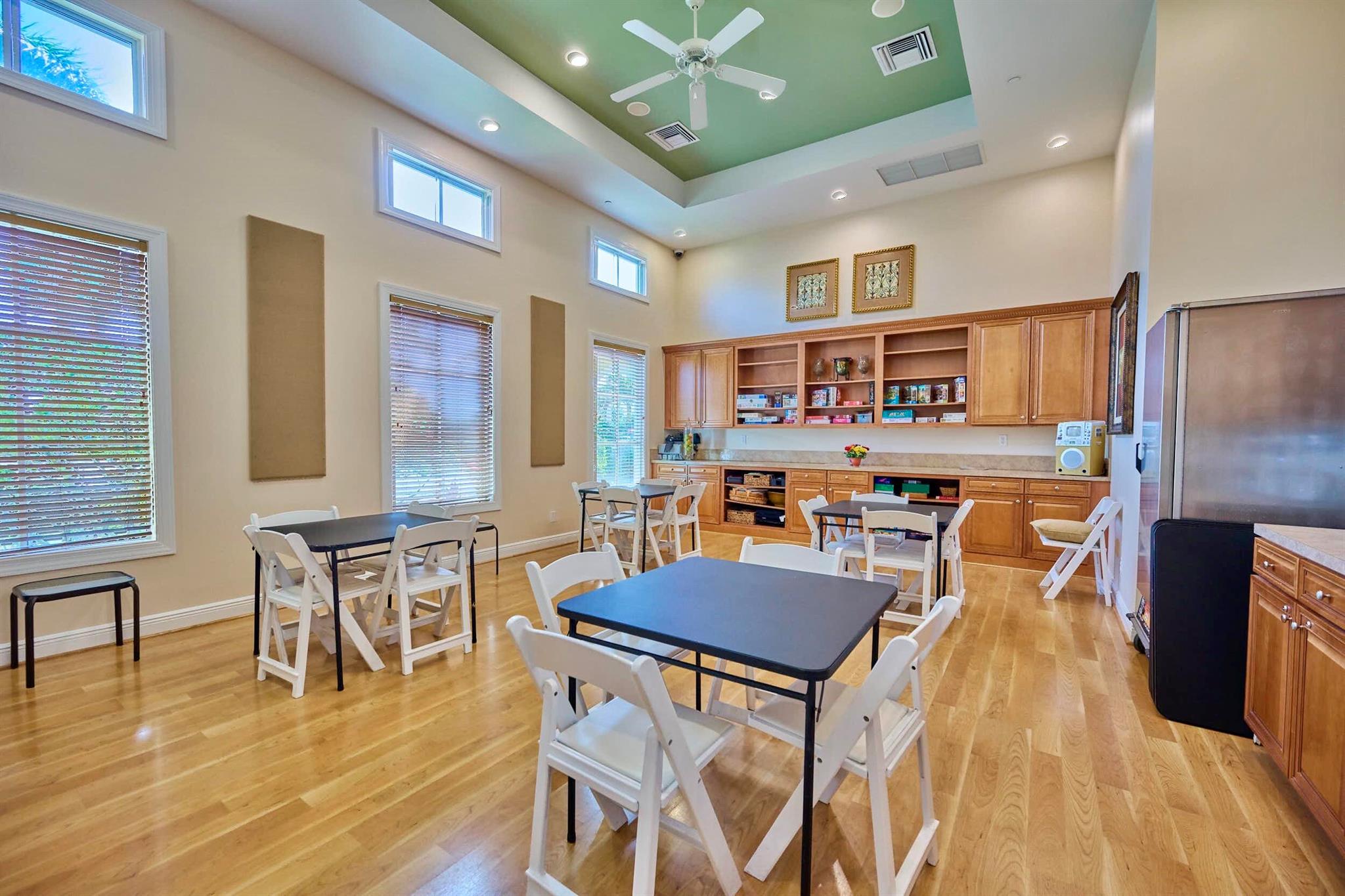 WOODFIELD - Residential