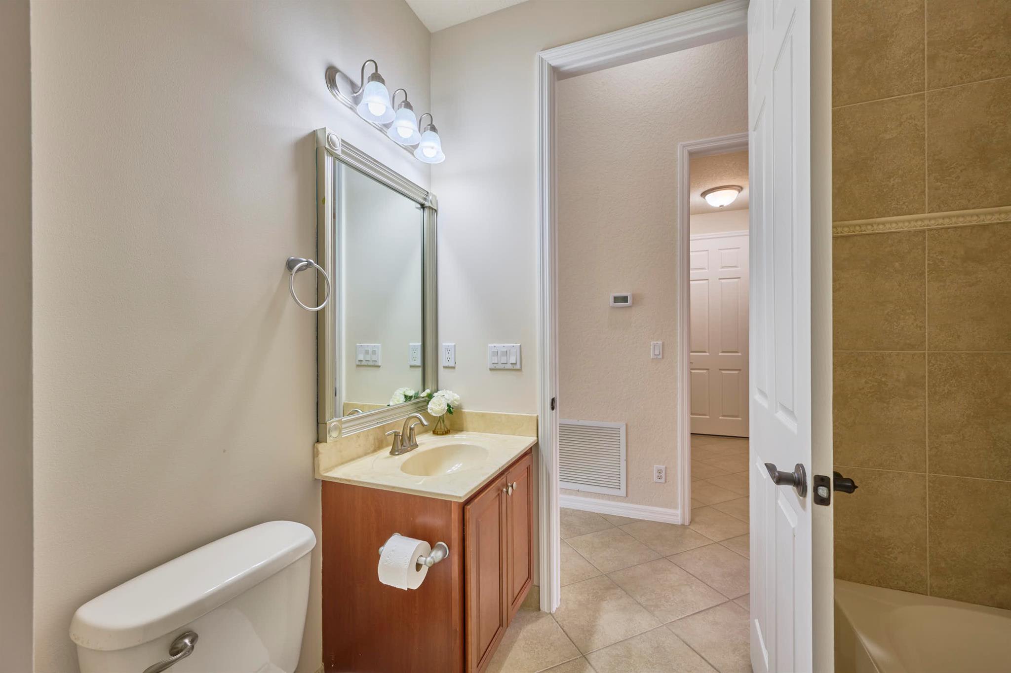 WOODFIELD - Residential