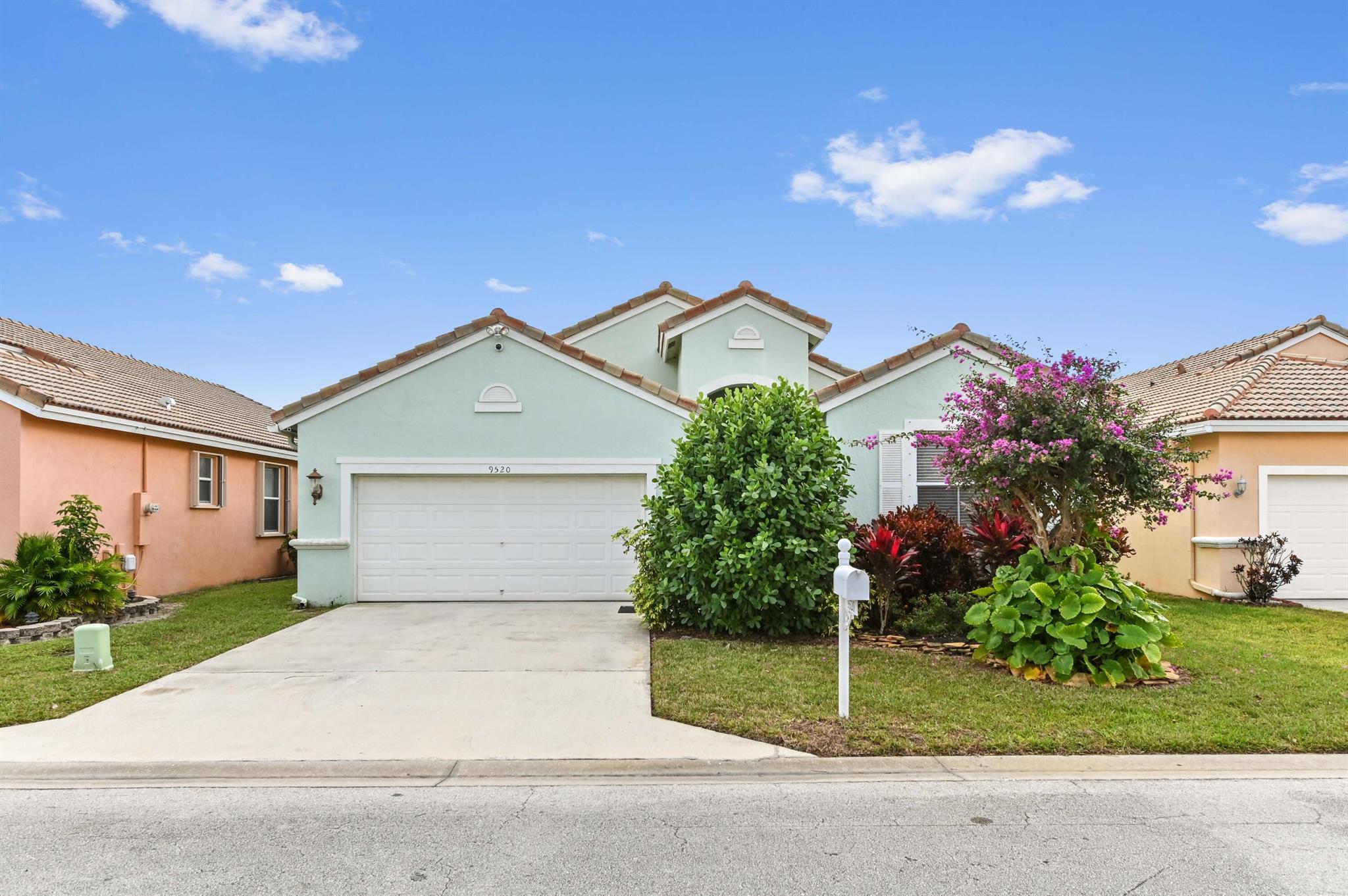 Melrose Verona Lakes - Residential