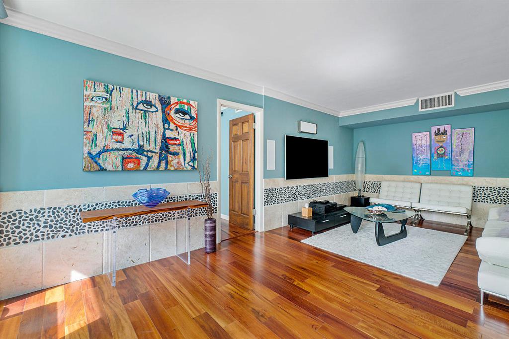 PORT DE MER CONDO - Residential