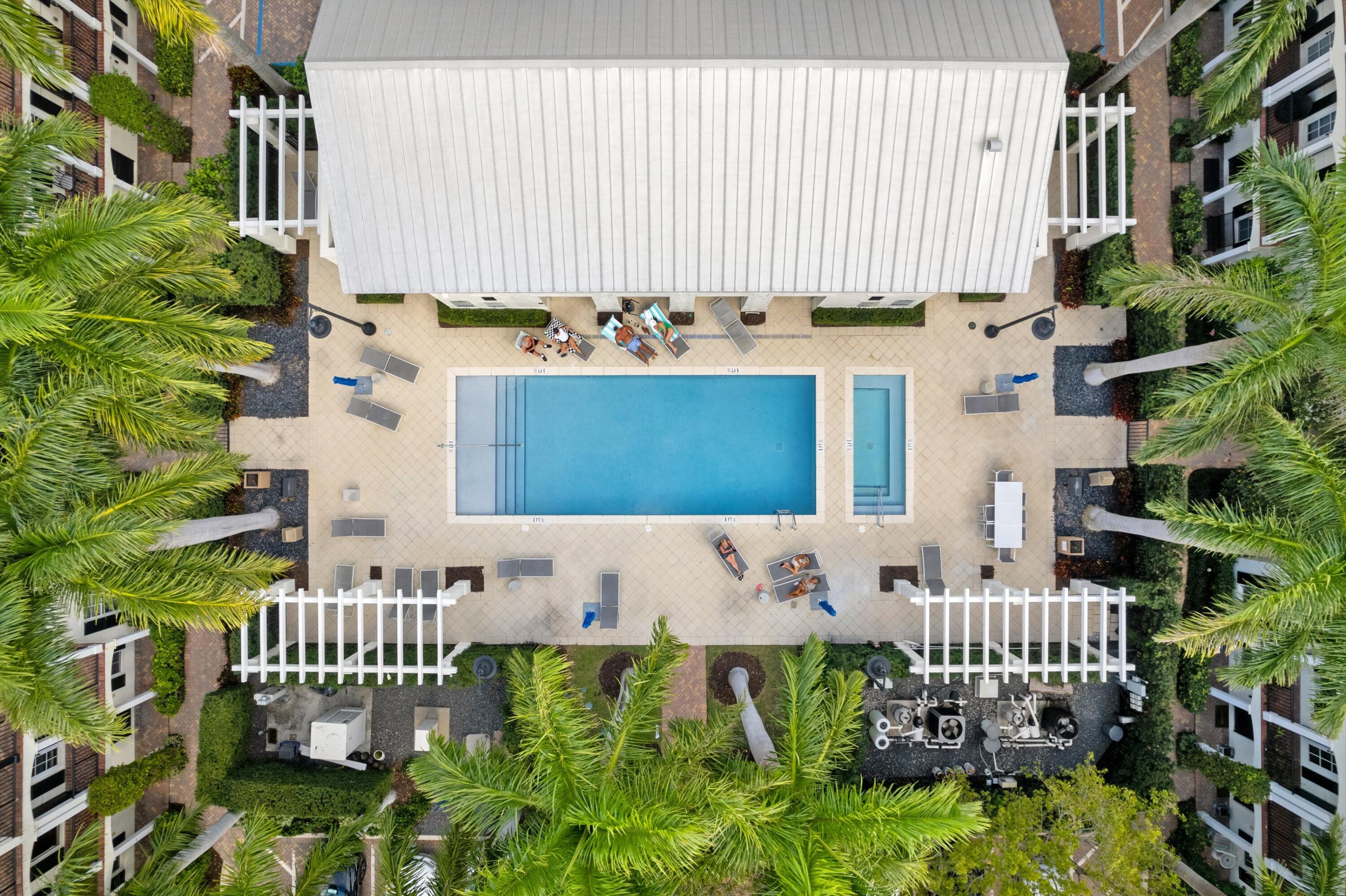 CANNERY ROW - Residential