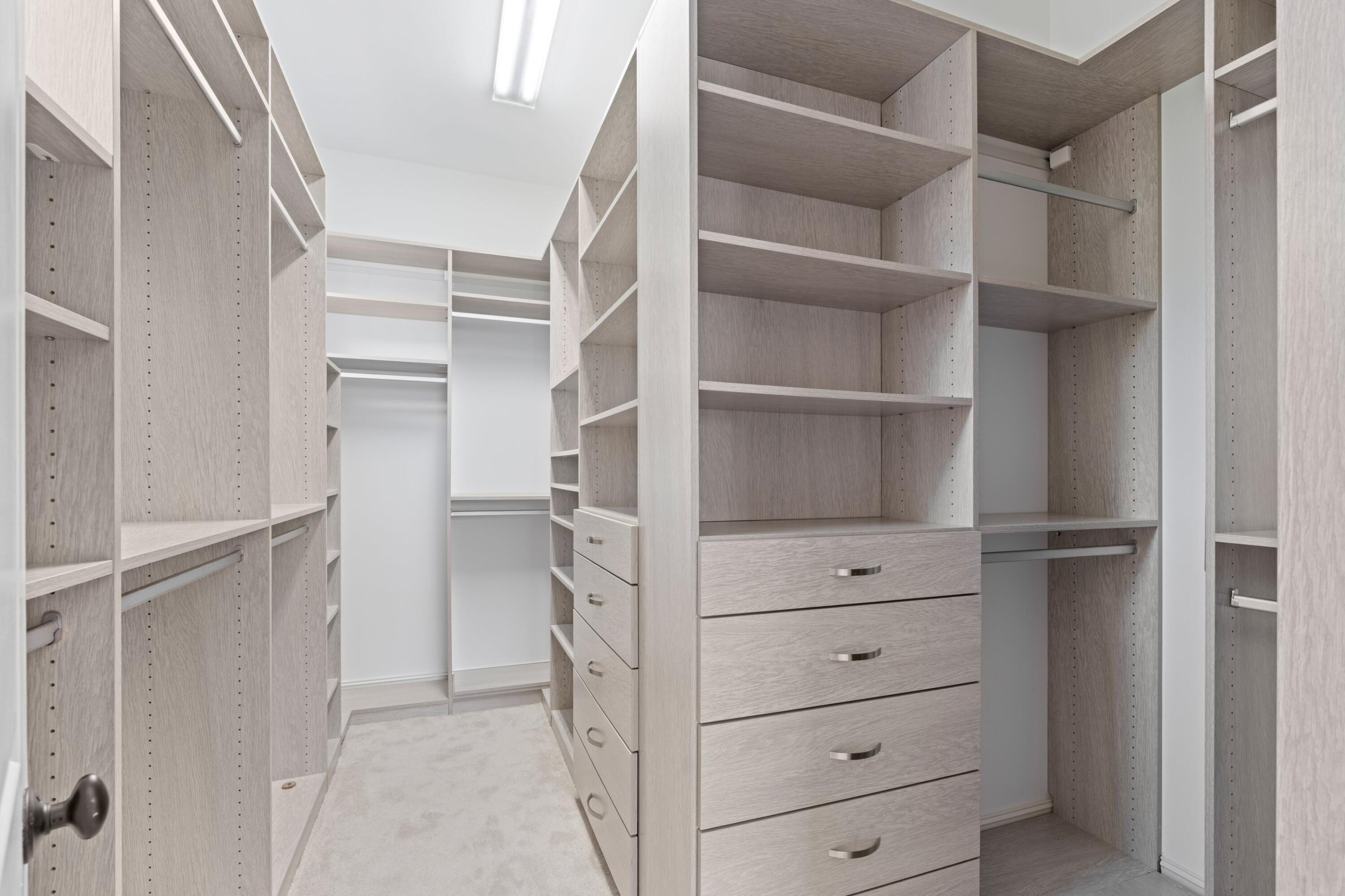 CANNERY ROW - Residential