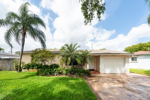 Tiny photo for 510 S 58th Court, Hollywood, FL 33023 (MLS # B26011885)
