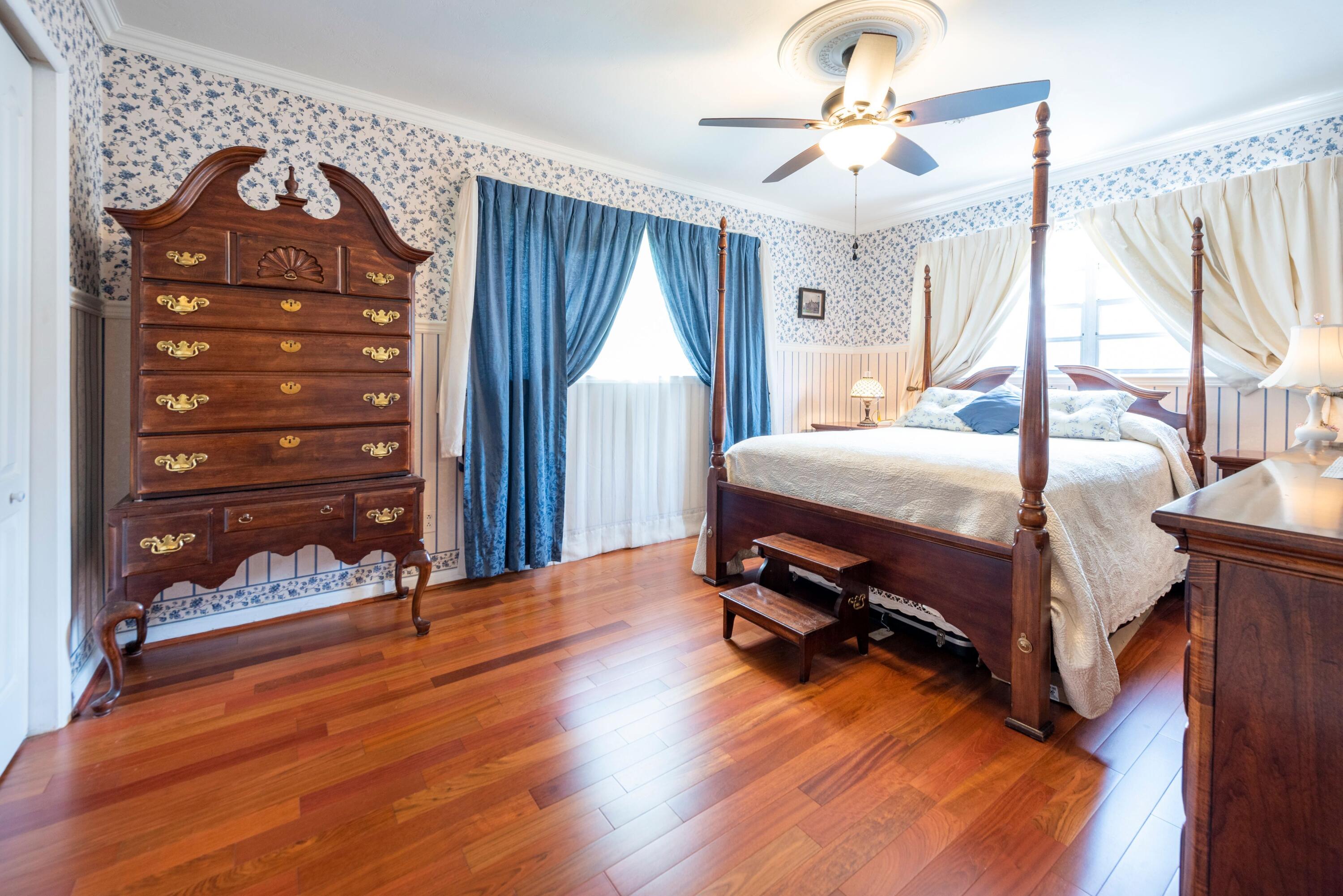 HILLSIDE PARK - Residential