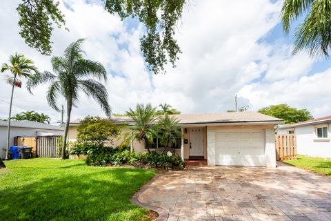 Tiny photo for 510 S 58th Court, Hollywood, FL 33023 (MLS # B26011885)