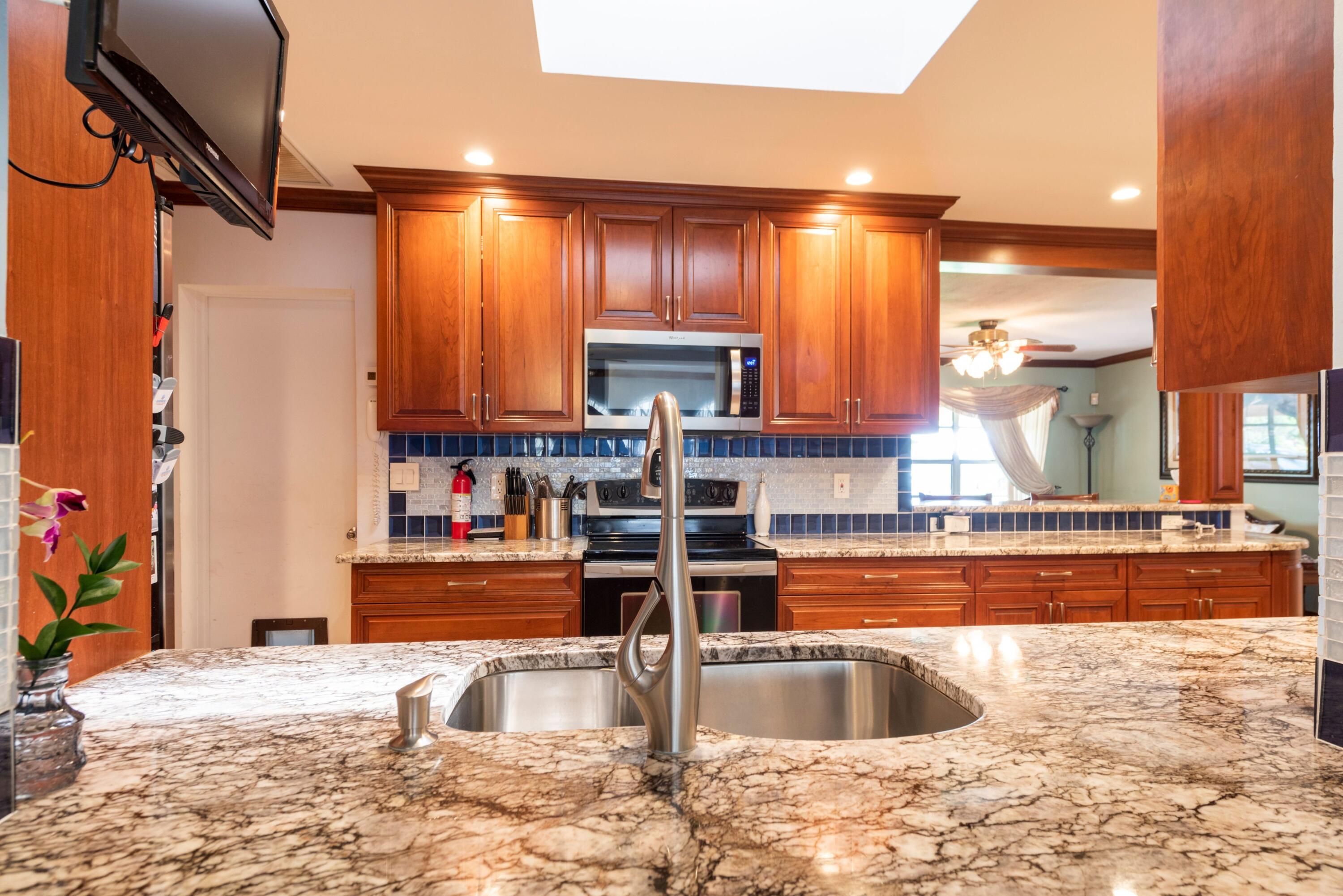 HILLSIDE PARK - Residential