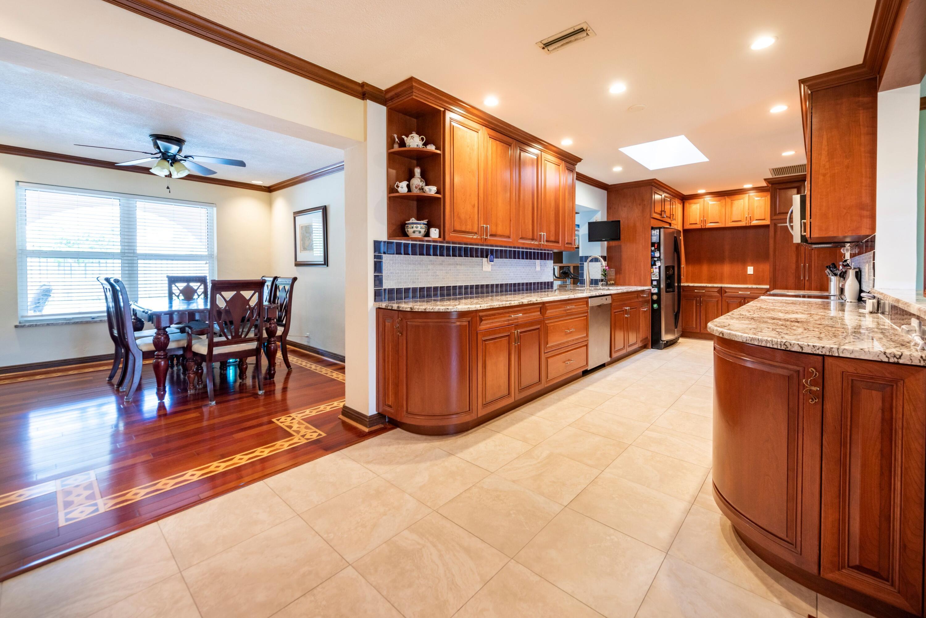 HILLSIDE PARK - Residential