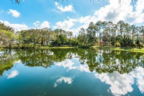 A home in Loxahatchee