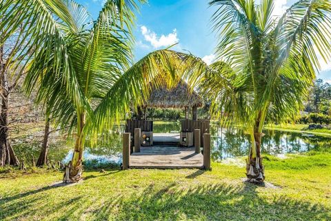 A home in Loxahatchee