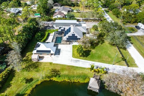 A home in Loxahatchee