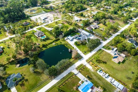 A home in Loxahatchee